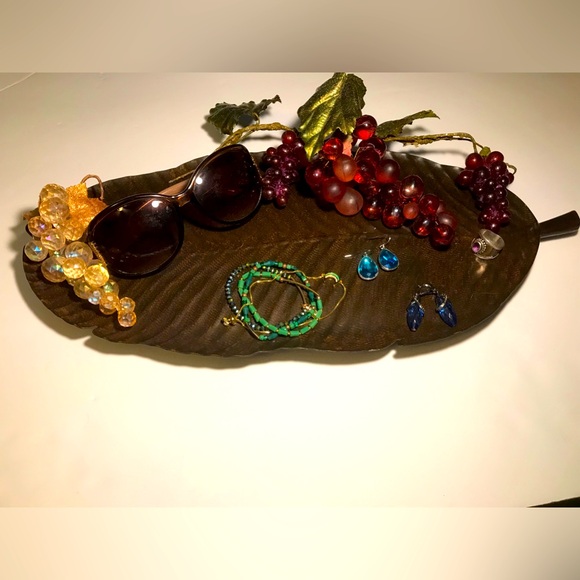 Bronze Island Banana Leaf Accent Tray, 17”x8” For Coffee Table, Kitchen, Vanity - Picture 2 of 7